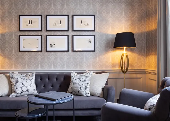 The Queensberry Hotel